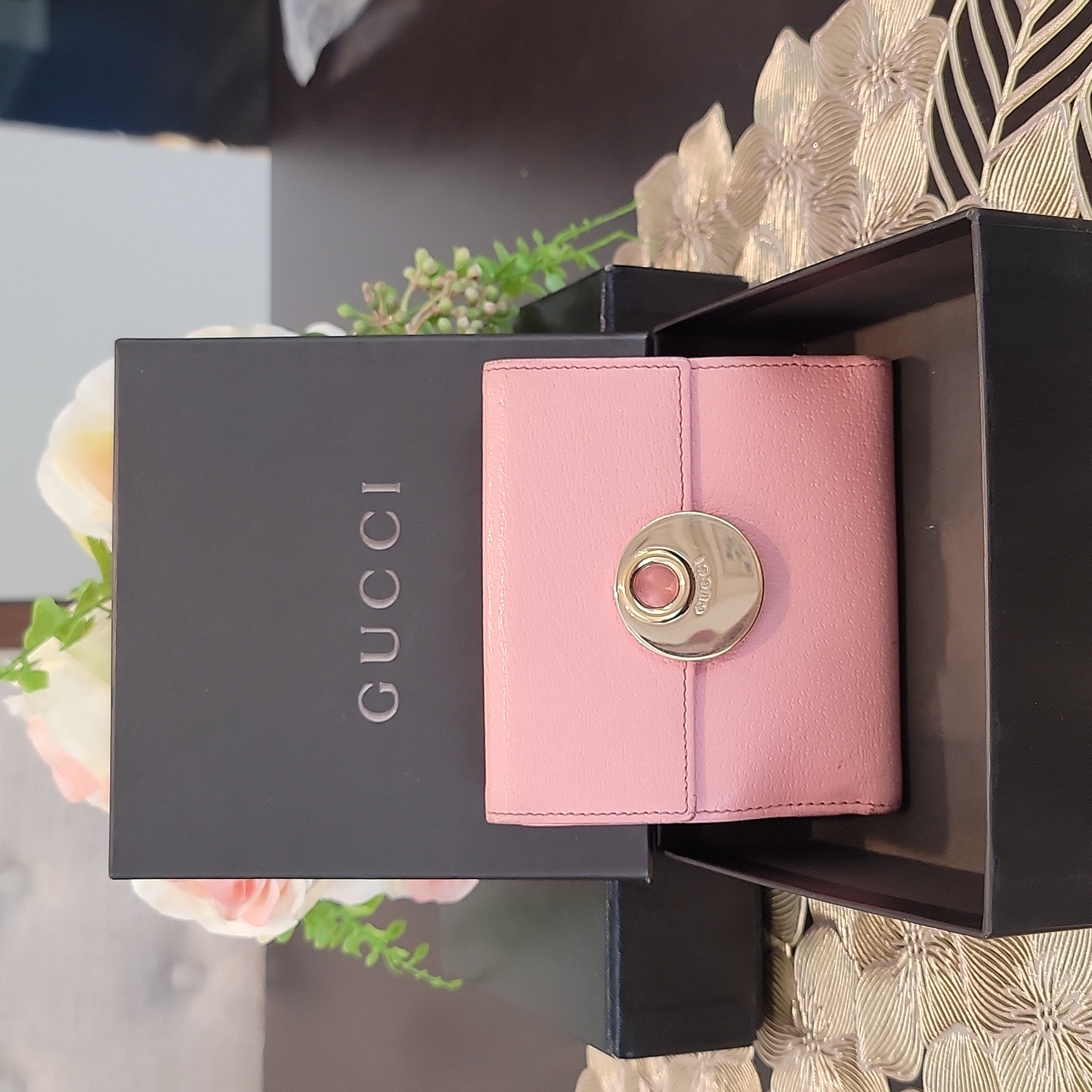 Authentic Gucci Small Compact Wallet With Box